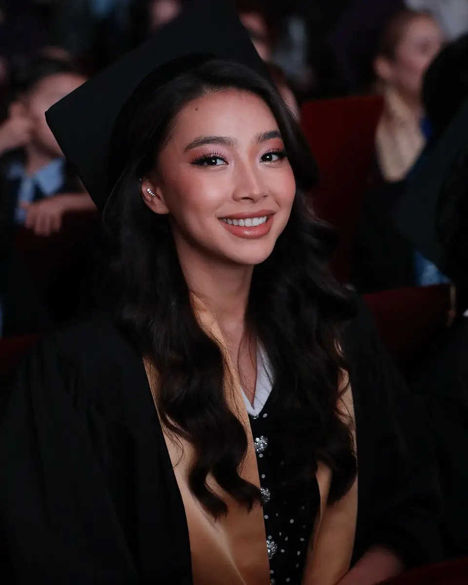 Almagul profile in Dubai
