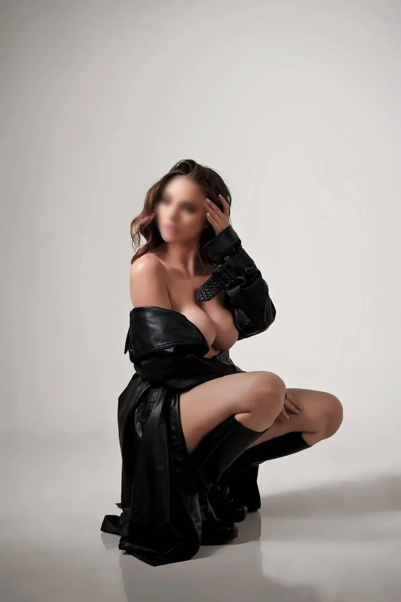 Elena profile in Dubai