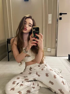Evelina profile in Dubai