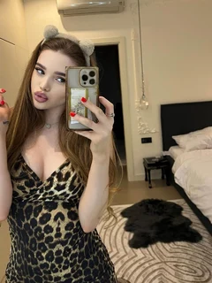 Evelina profile in Dubai