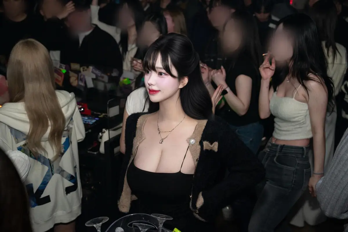 Sayuri profile in Dubai