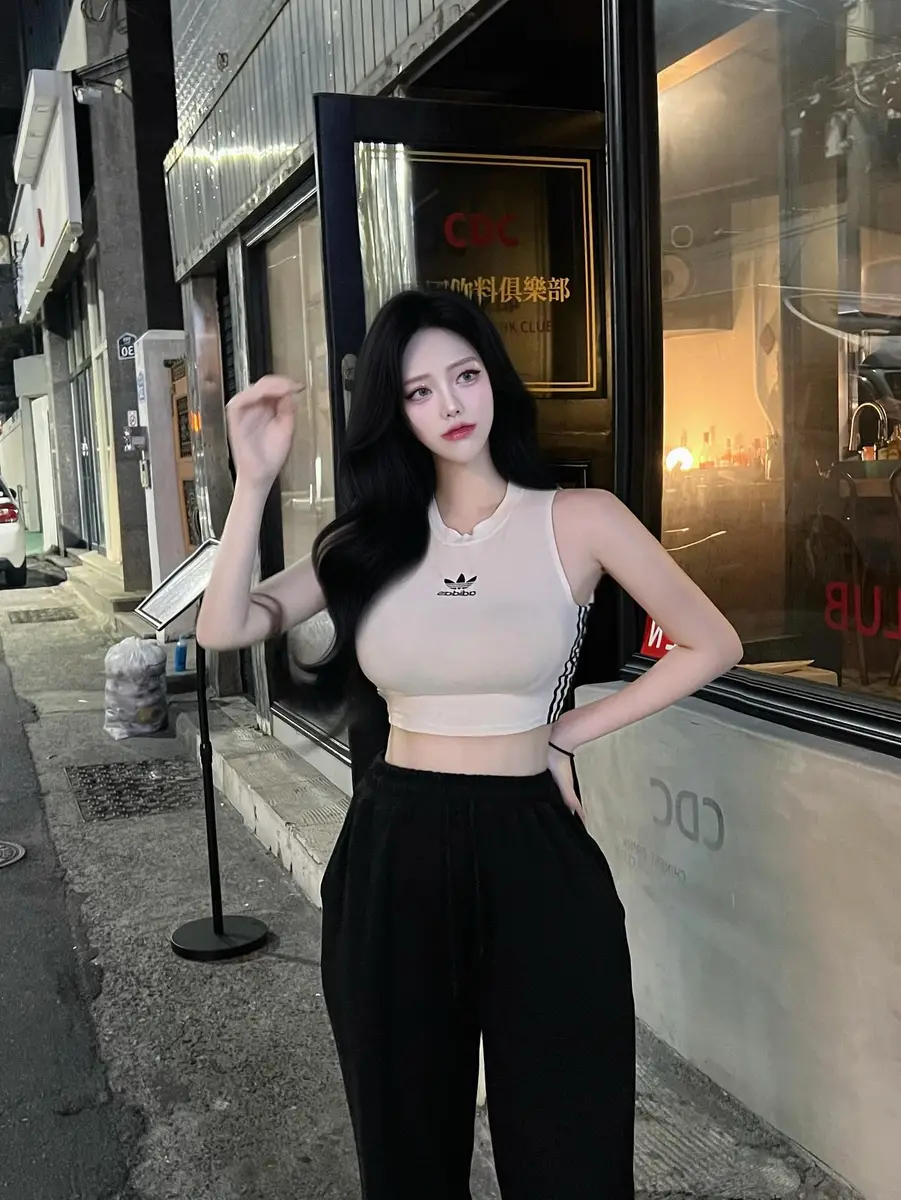 Sayuri profile in Dubai