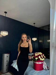 Scarlett profile in Dubai